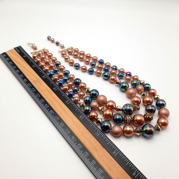 Vintage 1950s Iridescent Faux Pearl Beaded Necklace, Rhinestone Beads, 15 Inches - Picture 8 of 11